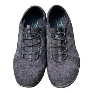 Skechers Shoes Womens 8 Breathe Easy Opportuknity Sneakers 23855 Black Fabric